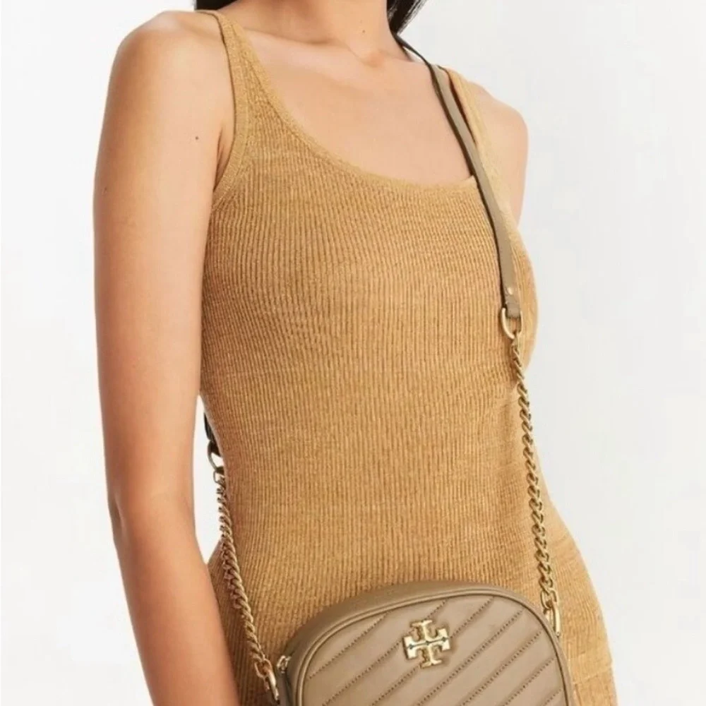 Tory Burch Quilted Camera Crossbody in Taupe - Picture 5 of 6
